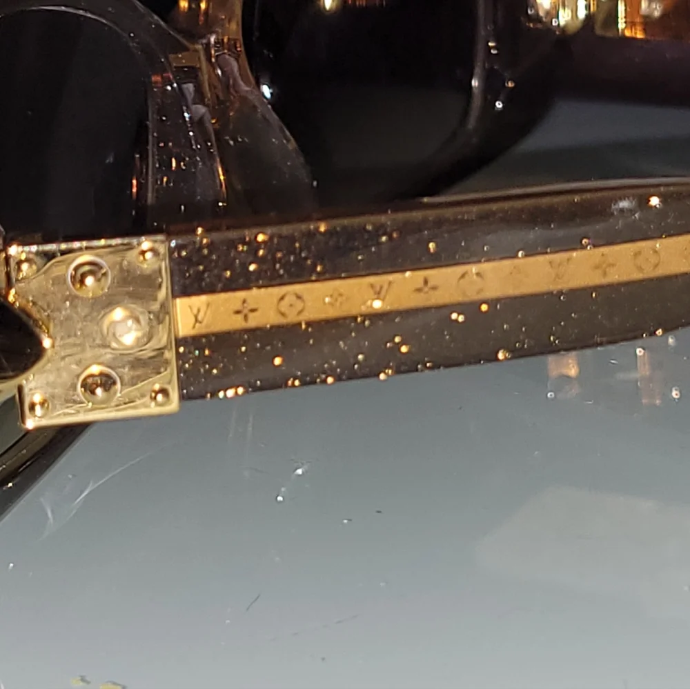 Louis Vuitton Soupcon GM Glitter Honey Sunglasses Z0003E FREE POSHMARK AUTHENTIC - Picture 6 of 9